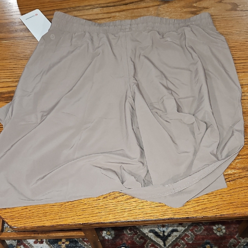 Wide-Leg Mid-Rise Pants - Picture 8 of 14